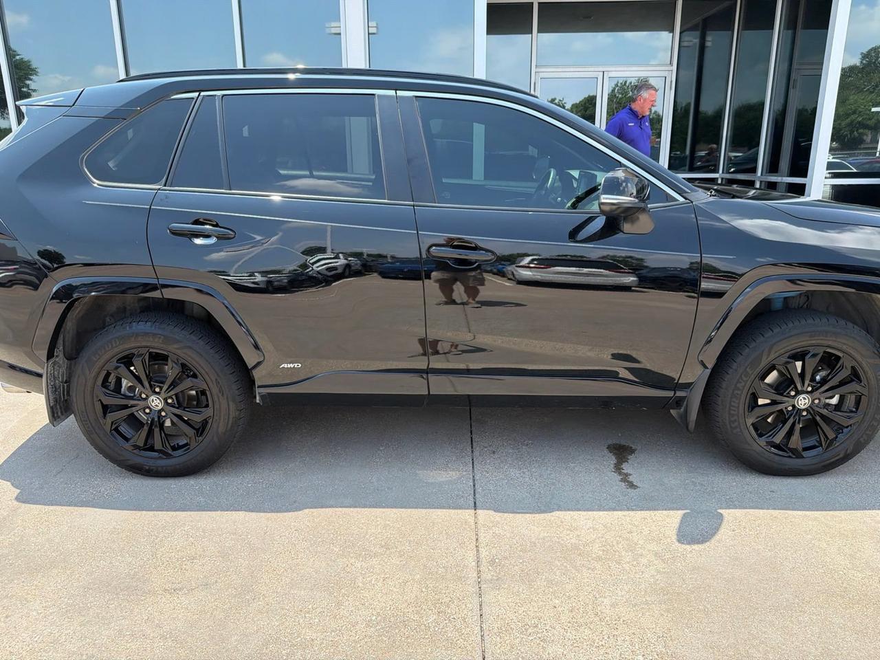 2022 Toyota RAV4 Hybrid SE Hurst TX
