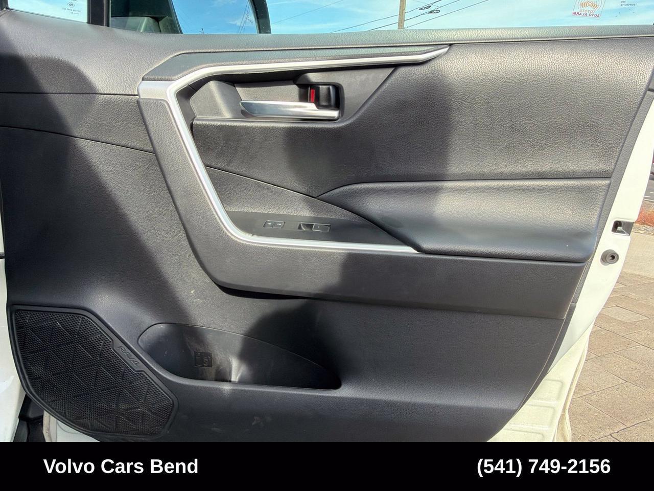 2022 Toyota RAV4 Hybrid SE Bend OR