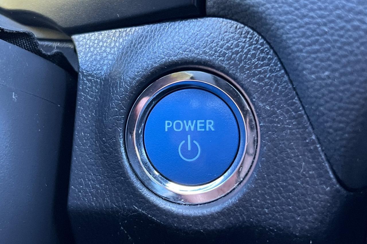 2022 Toyota RAV4 Hybrid SE Roseville CA