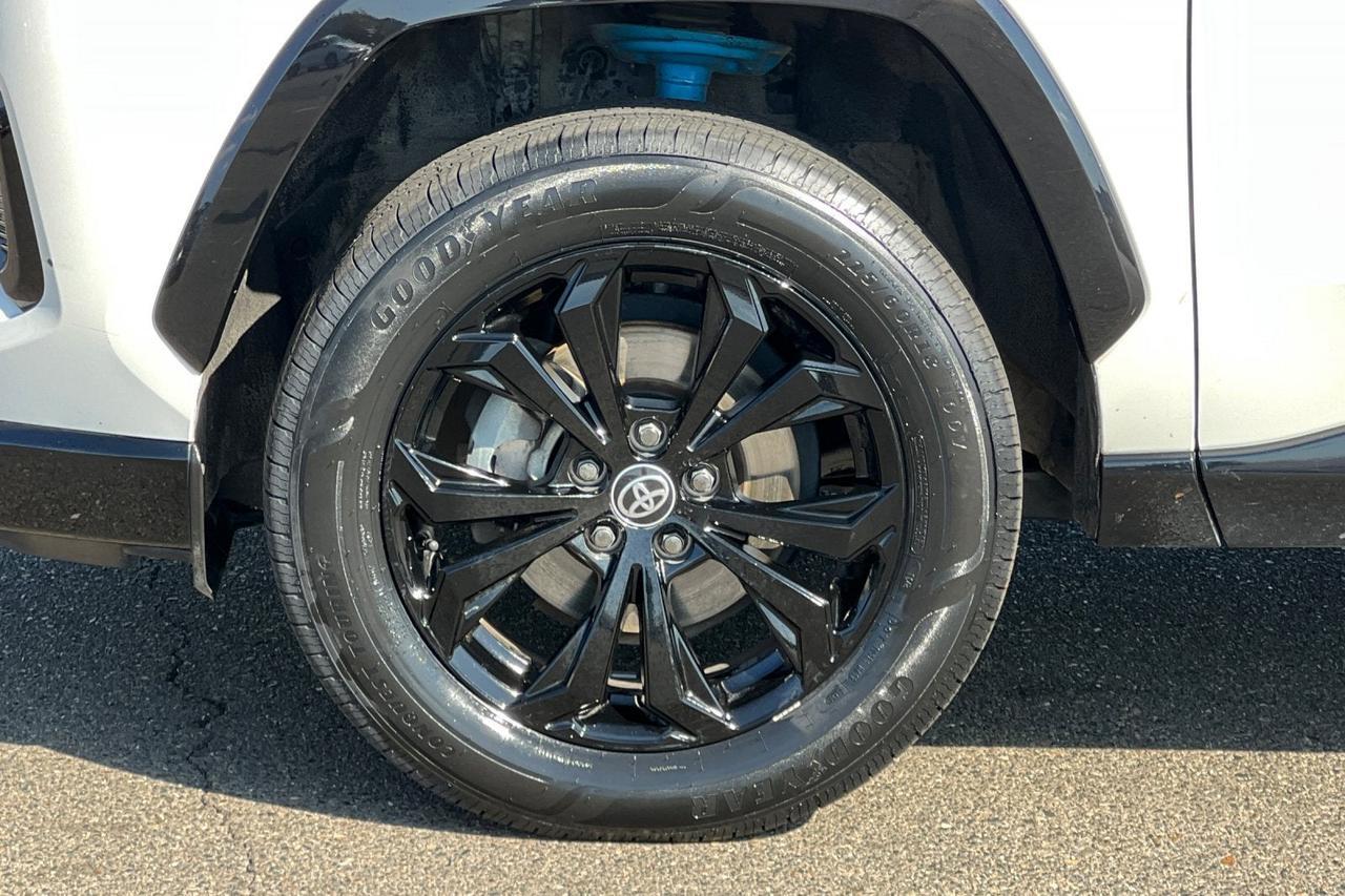 2022 Toyota RAV4 Hybrid SE Roseville CA