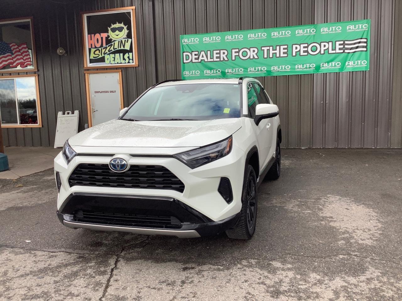 2022 Toyota RAV4 Hybrid SE