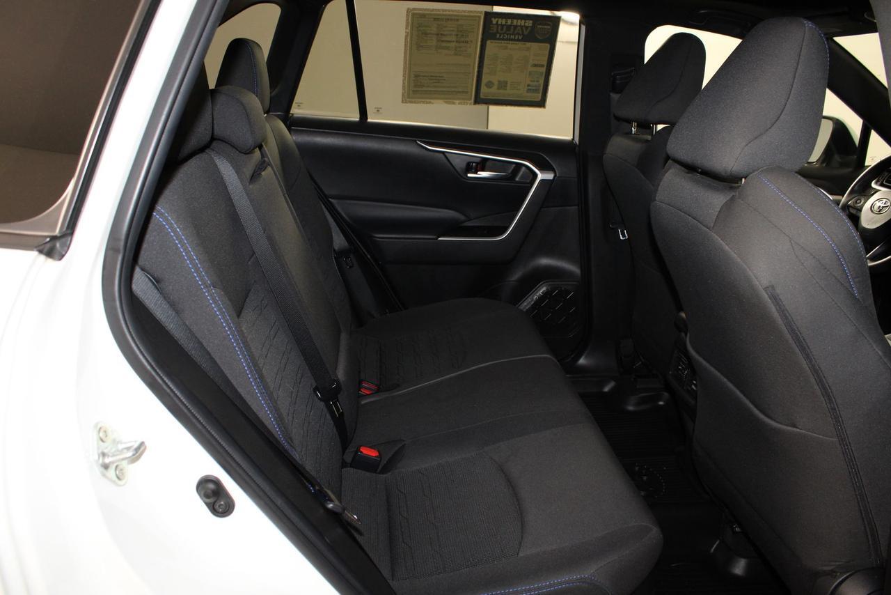 2022 Toyota RAV4 Hybrid SE Fredericksburg VA