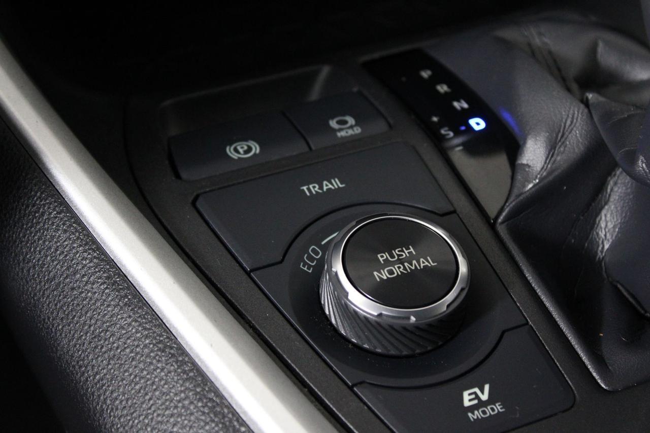 2022 Toyota RAV4 Hybrid SE Fredericksburg VA