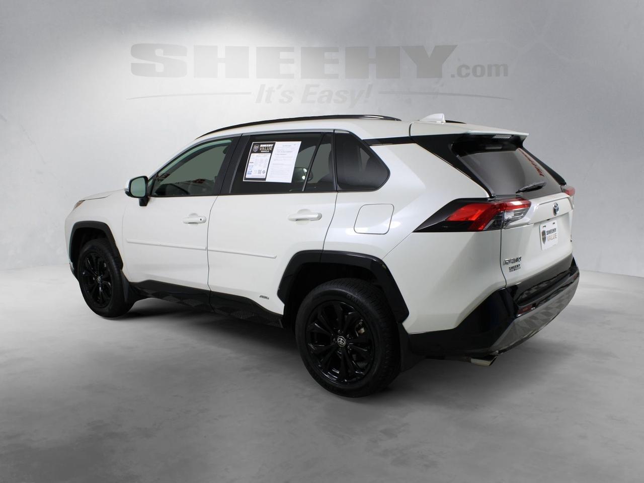 2022 Toyota RAV4 Hybrid SE Fredericksburg VA