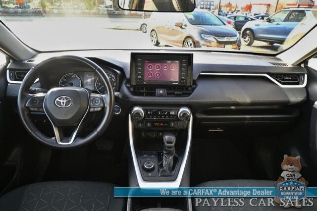 2022 Toyota RAV4 Hybrid XLE / AWD / Power & Heated Cloth Seats / Heated Steering Wheel / Adaptive Cruise / Lane Departure & Blind Spot Alert / Apple CarPlay & Android Auto / Keyless Entry & Start / New Studless Winter Tires / 41 MPG Anchorage AK