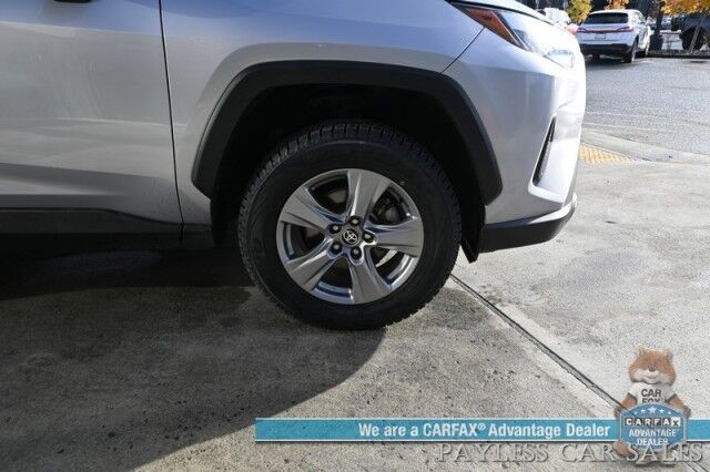 2022 Toyota RAV4 Hybrid XLE / AWD / Power & Heated Cloth Seats / Heated Steering Wheel / Adaptive Cruise / Lane Departure & Blind Spot Alert / Apple CarPlay & Android Auto / Keyless Entry & Start / New Studless Winter Tires / 41 MPG Anchorage AK