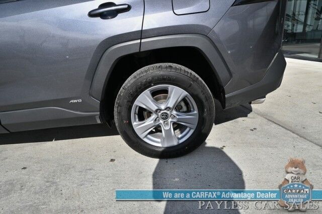 2022 Toyota RAV4 Hybrid XLE / AWD / Power & Heated Cloth Seats / Heated Steering Wheel / Blind Spot & Lane Alert / Collision Alert / Apple CarPlay & Andriod Auto / Back Up Camera / Keyless Entry & Start / 1-Owner Anchorage AK