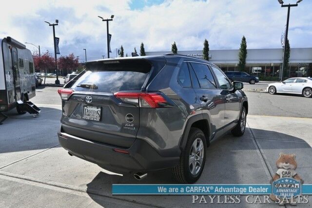 2022 Toyota RAV4 Hybrid XLE / AWD / Power & Heated Cloth Seats / Heated Steering Wheel / Blind Spot & Lane Alert / Collision Alert / Apple CarPlay & Andriod Auto / Back Up Camera / Keyless Entry & Start / 1-Owner Anchorage AK