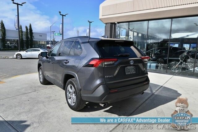 2022 Toyota RAV4 Hybrid XLE / AWD / Power & Heated Cloth Seats / Heated Steering Wheel / Blind Spot & Lane Alert / Collision Alert / Apple CarPlay & Andriod Auto / Back Up Camera / Keyless Entry & Start / 1-Owner Anchorage AK