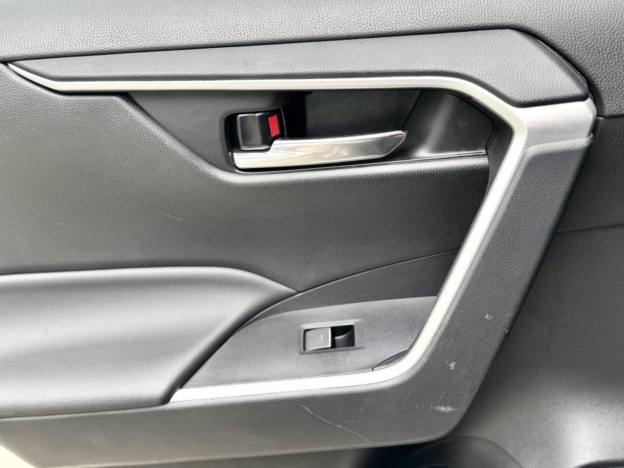2022 Toyota RAV4 Hybrid XLE Elmhurst IL