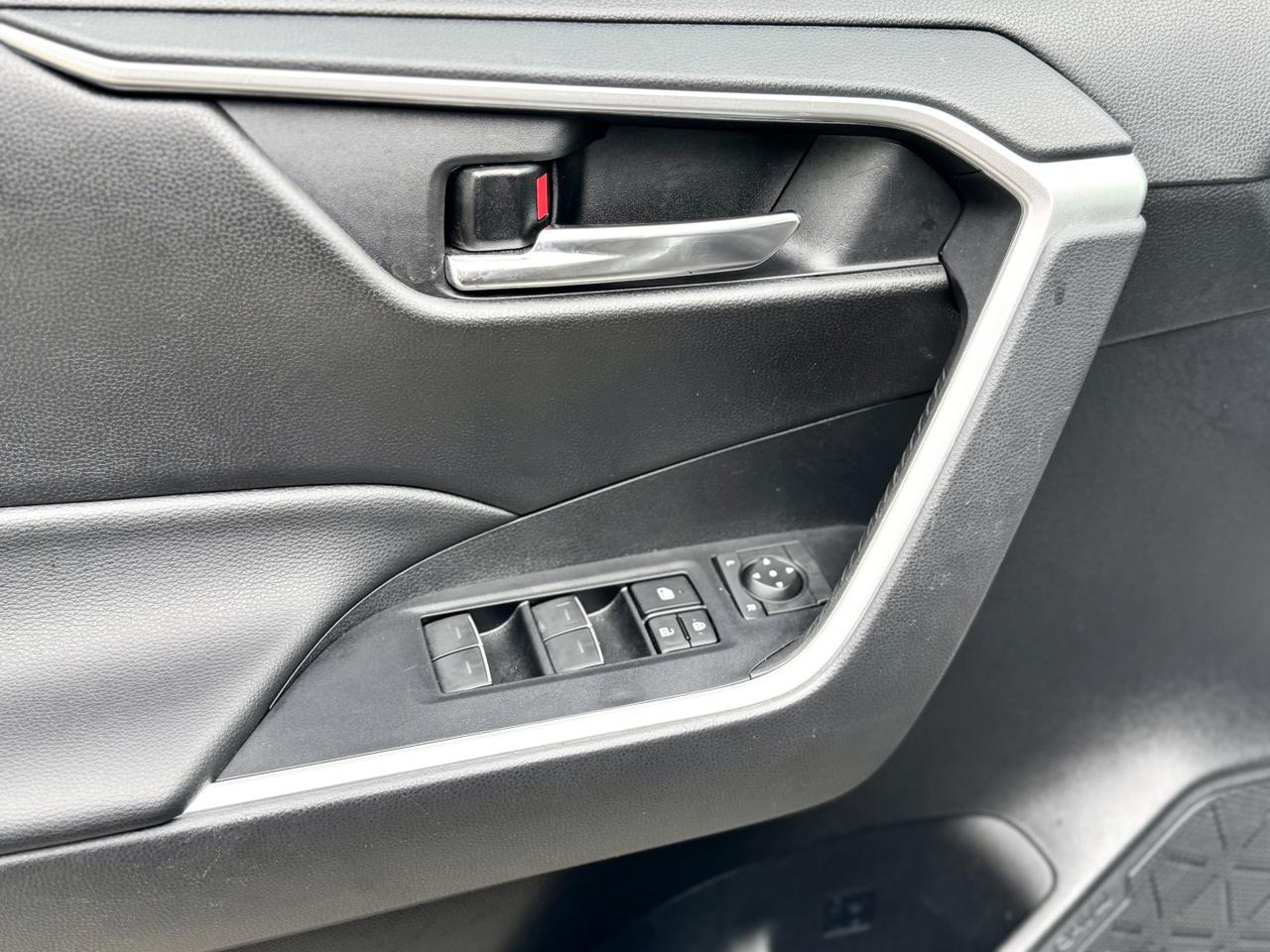 2022 Toyota RAV4 Hybrid XLE Elmhurst IL