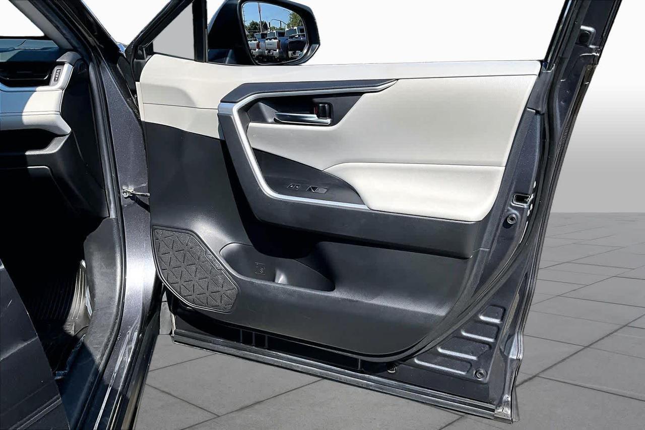 2022 Toyota RAV4 Hybrid XLE Folsom CA
