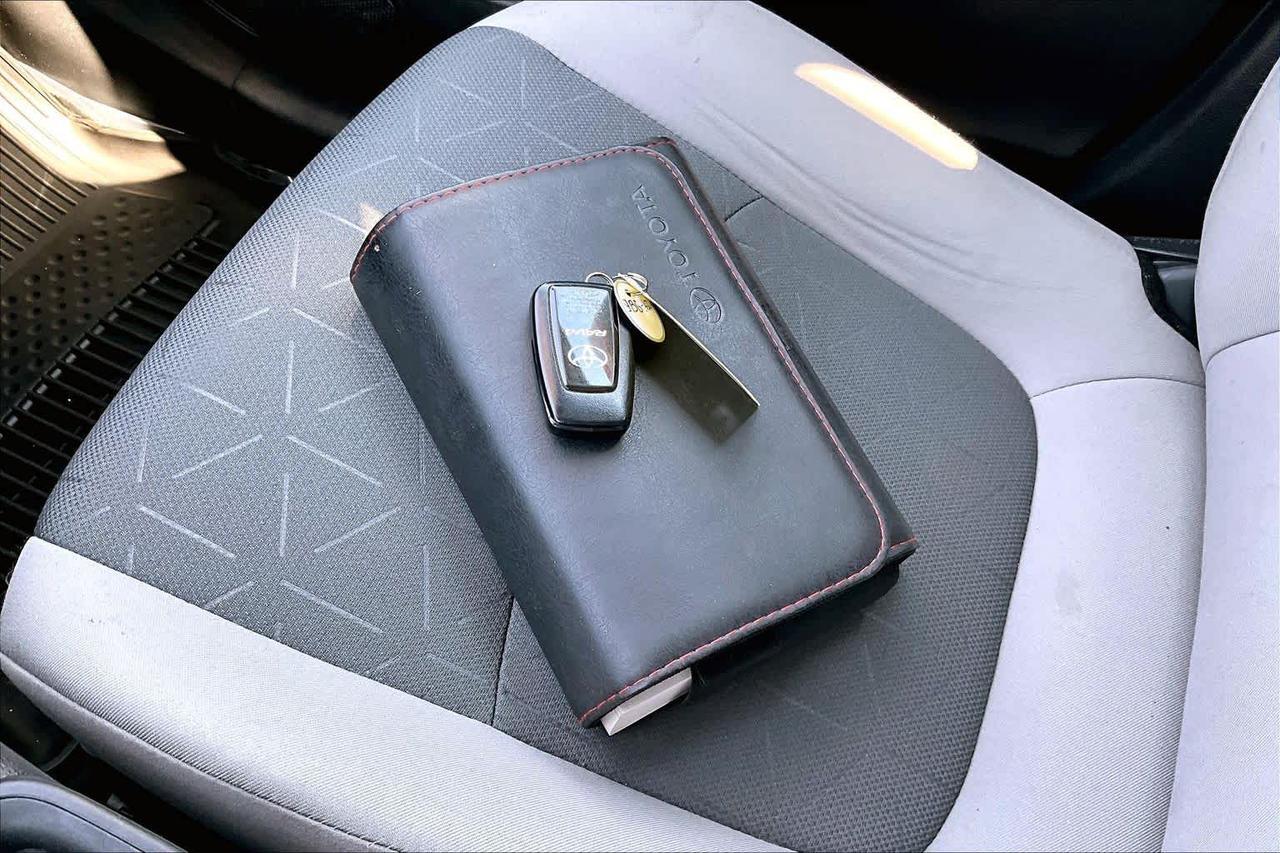 2022 Toyota RAV4 Hybrid XLE Folsom CA