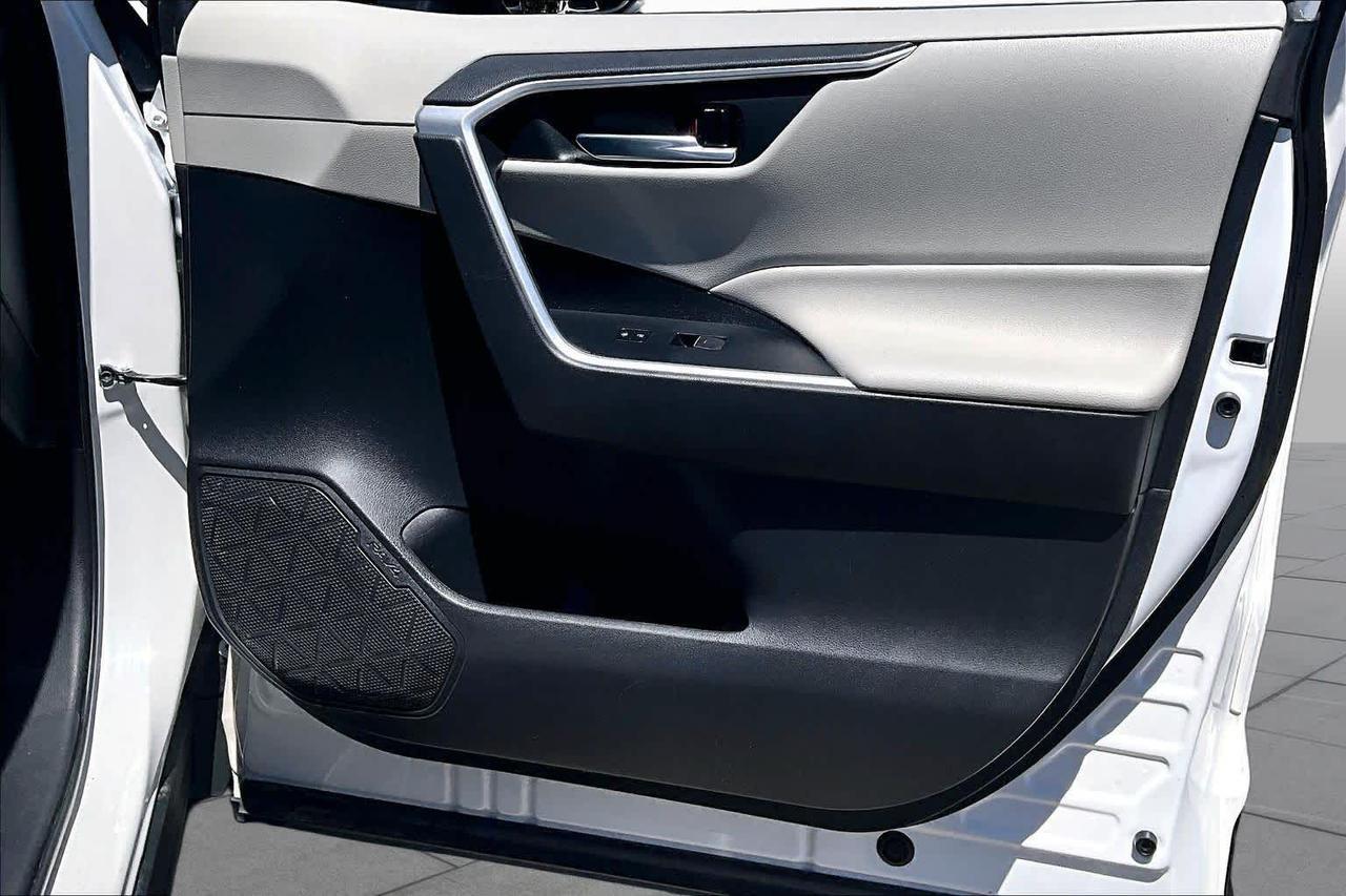 2022 Toyota RAV4 Hybrid XLE Folsom CA