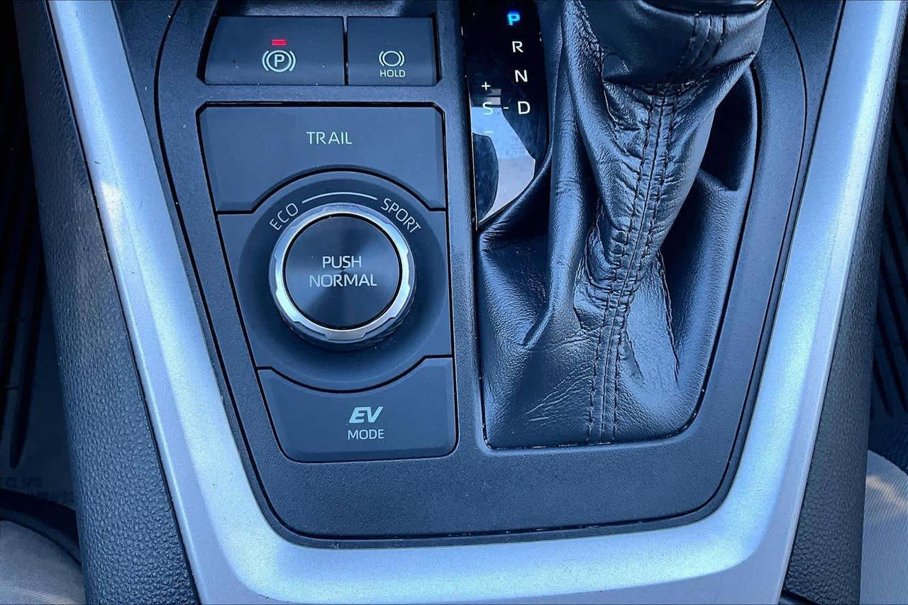2022 Toyota RAV4 Hybrid XLE Folsom CA