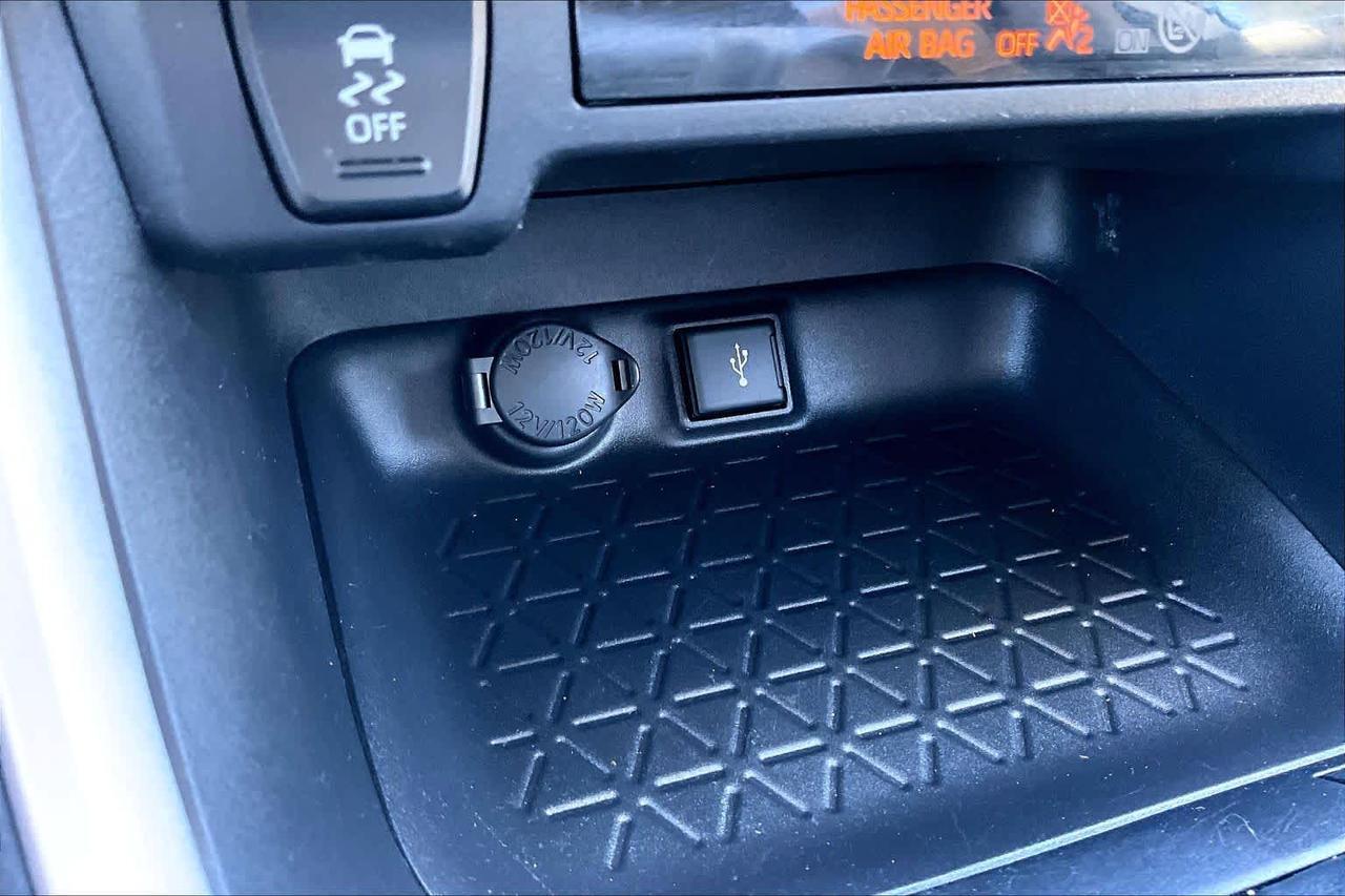 2022 Toyota RAV4 Hybrid XLE Folsom CA