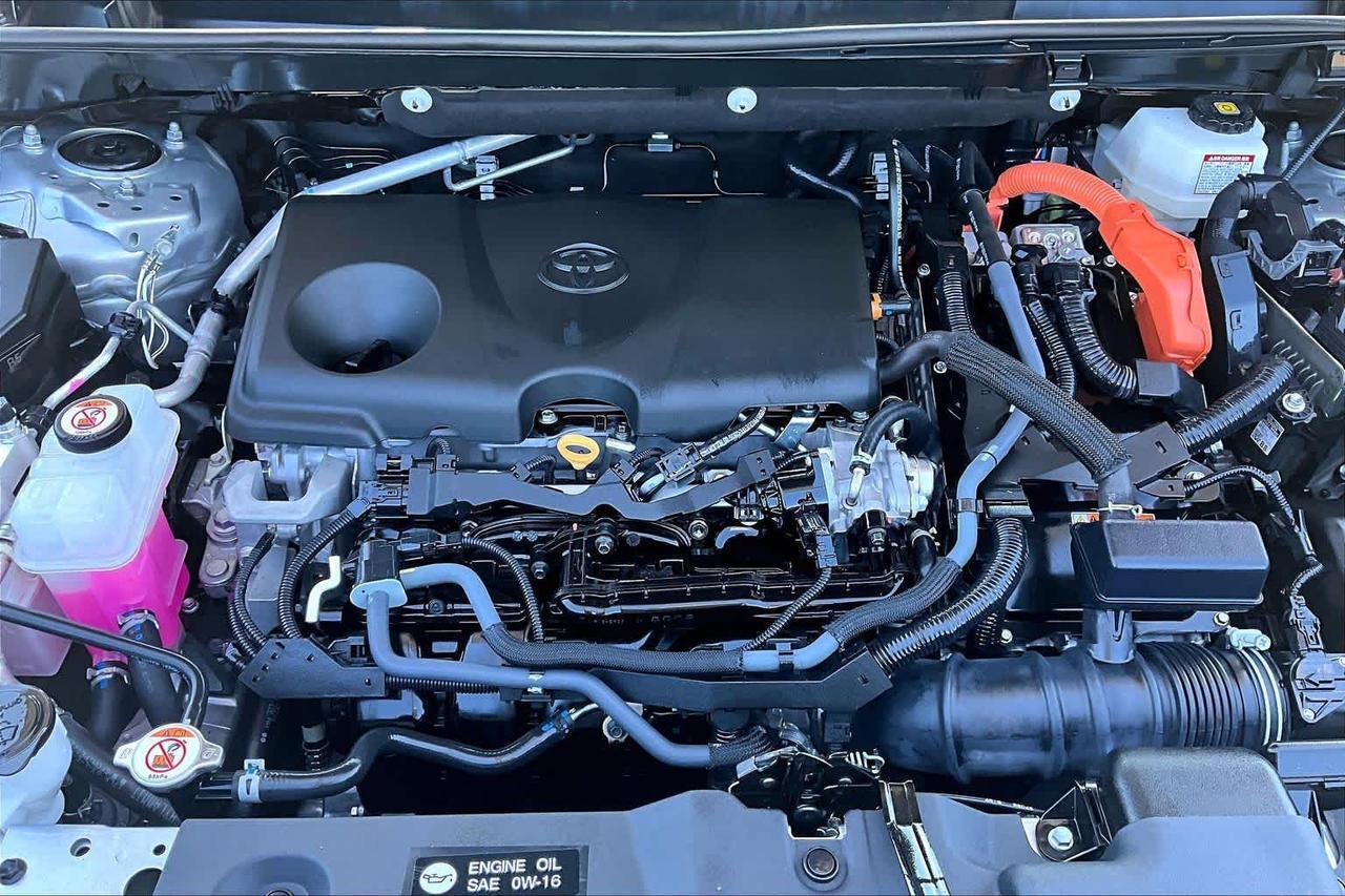 2022 Toyota RAV4 Hybrid XLE Folsom CA