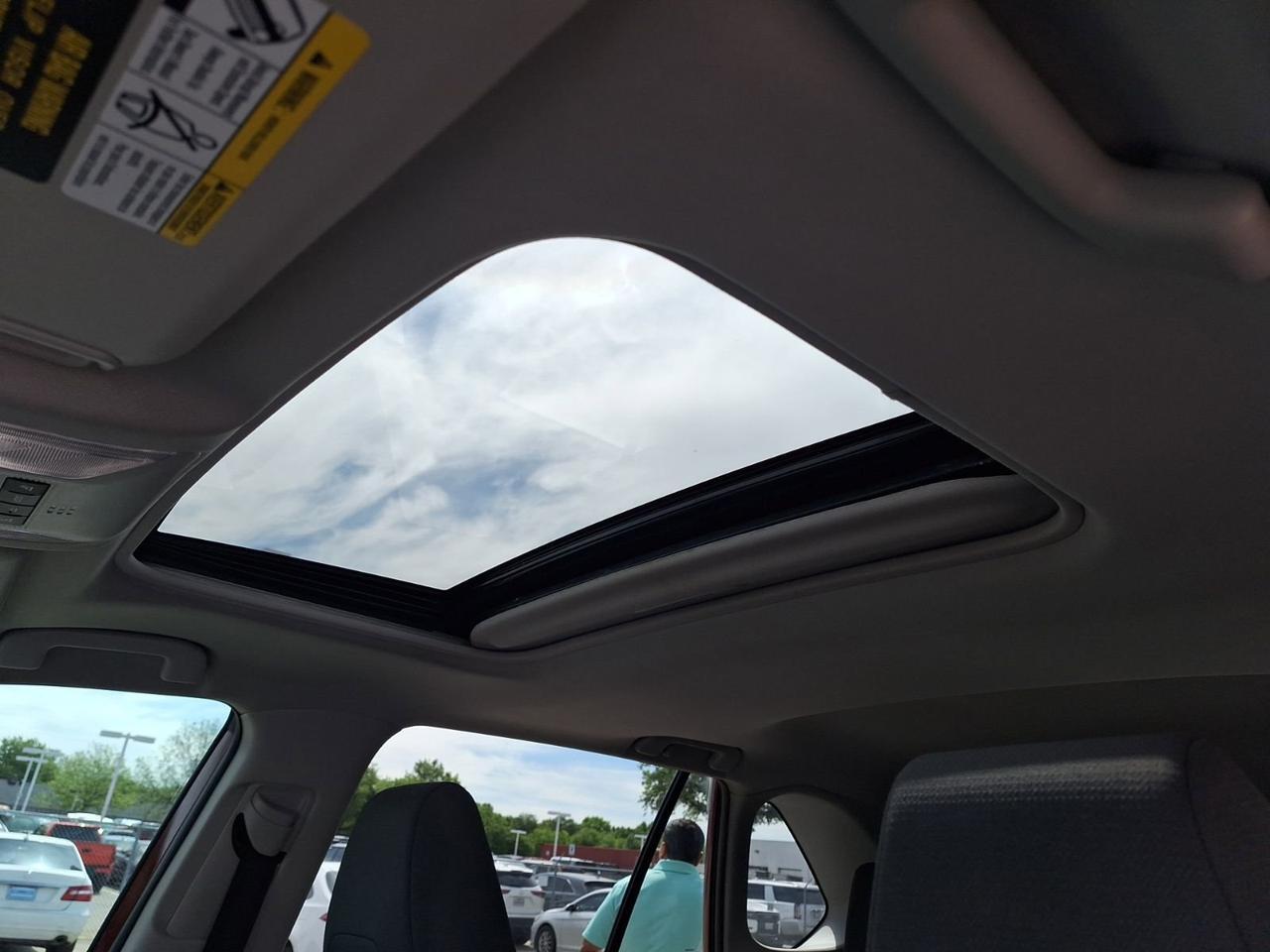 2022 Toyota RAV4 Hybrid XLE Hurst TX