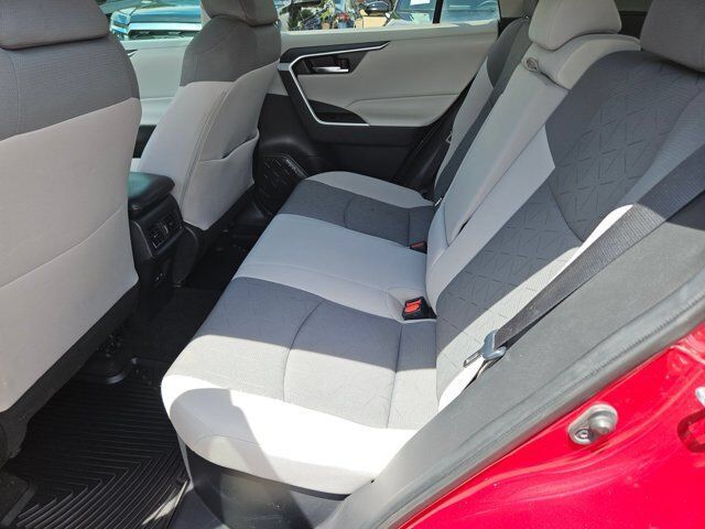 2022 Toyota RAV4 Hybrid XLE Hurst TX