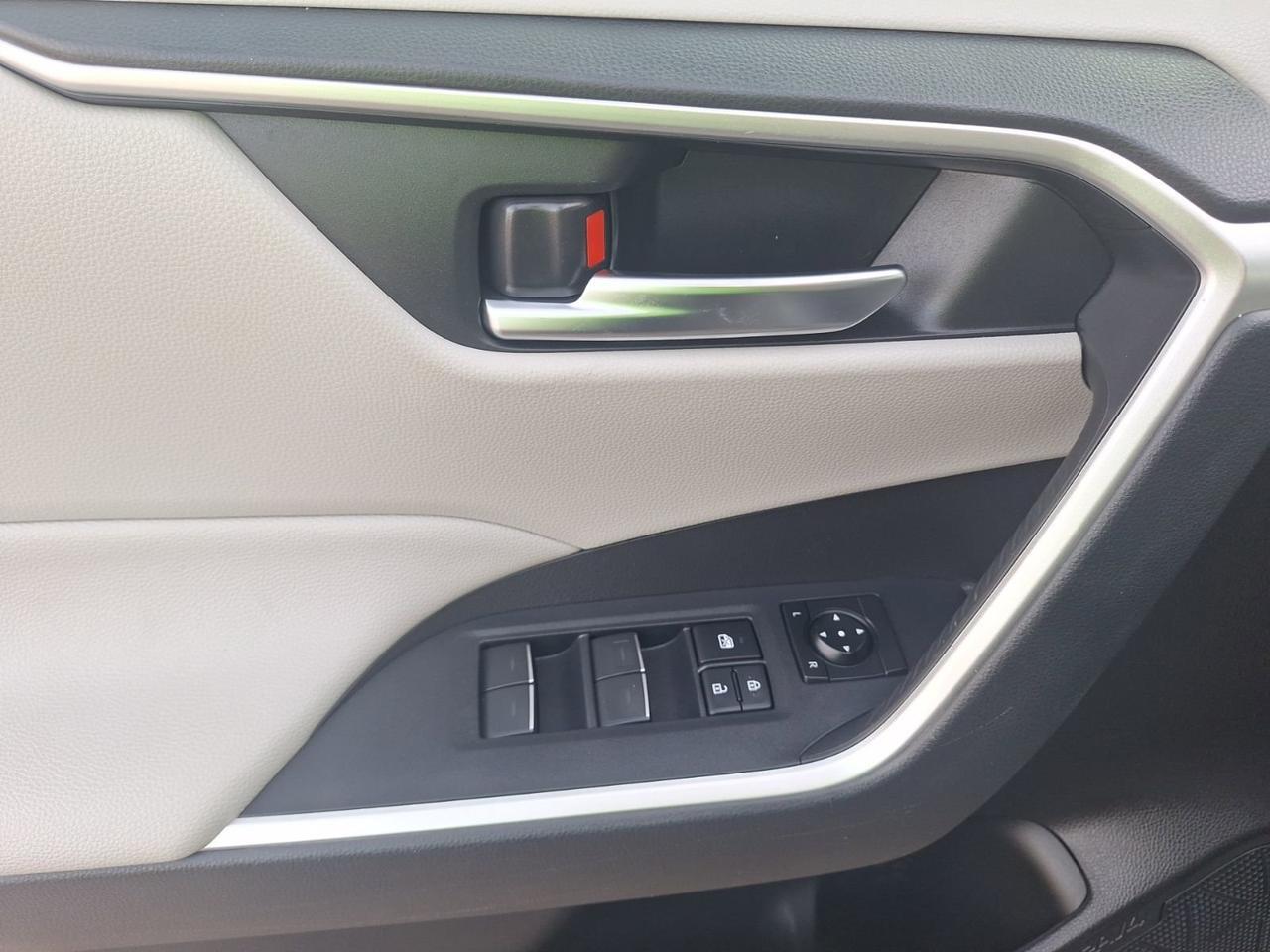 2022 Toyota RAV4 Hybrid XLE Hurst TX