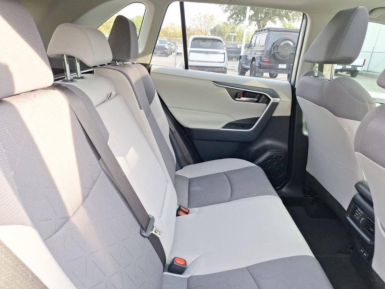 2022 Toyota RAV4 Hybrid XLE Hurst TX