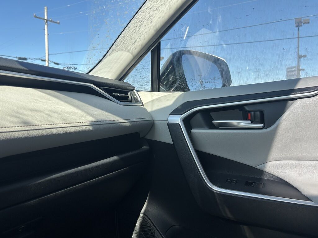 2022 Toyota RAV4 Hybrid XLE Premium Crestwood KY