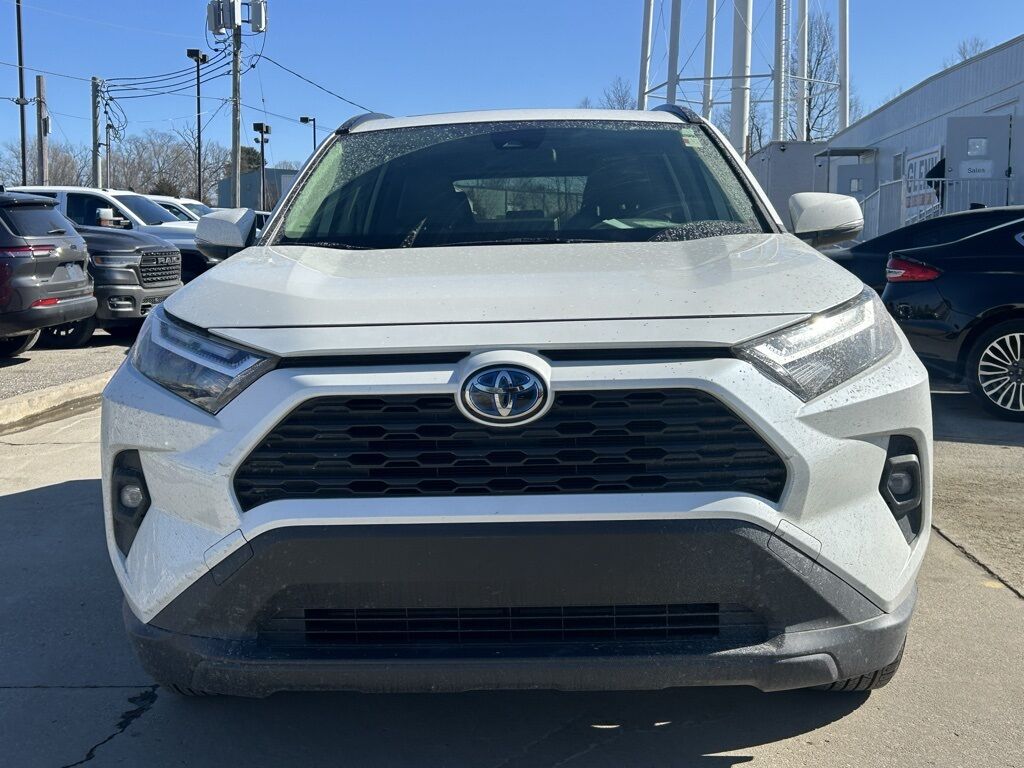 2022 Toyota RAV4 Hybrid XLE Premium