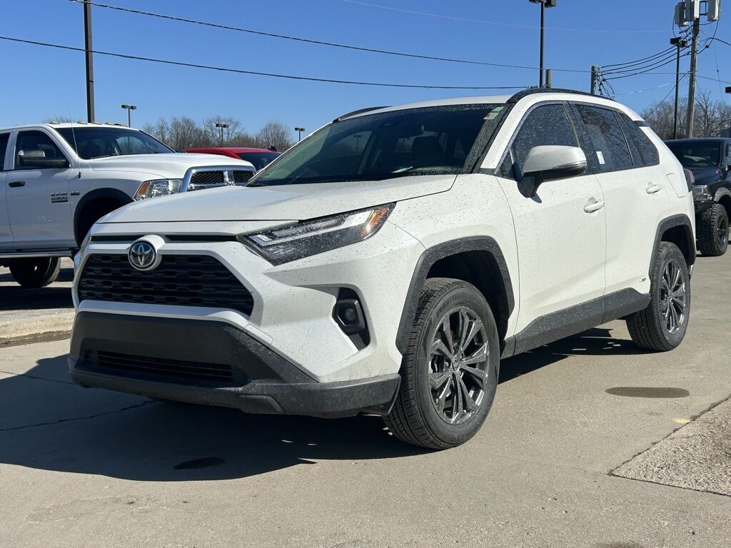 2022 Toyota RAV4 Hybrid XLE Premium