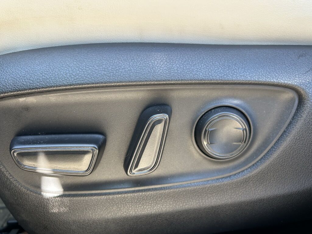 2022 Toyota RAV4 Hybrid XLE Premium Crestwood KY