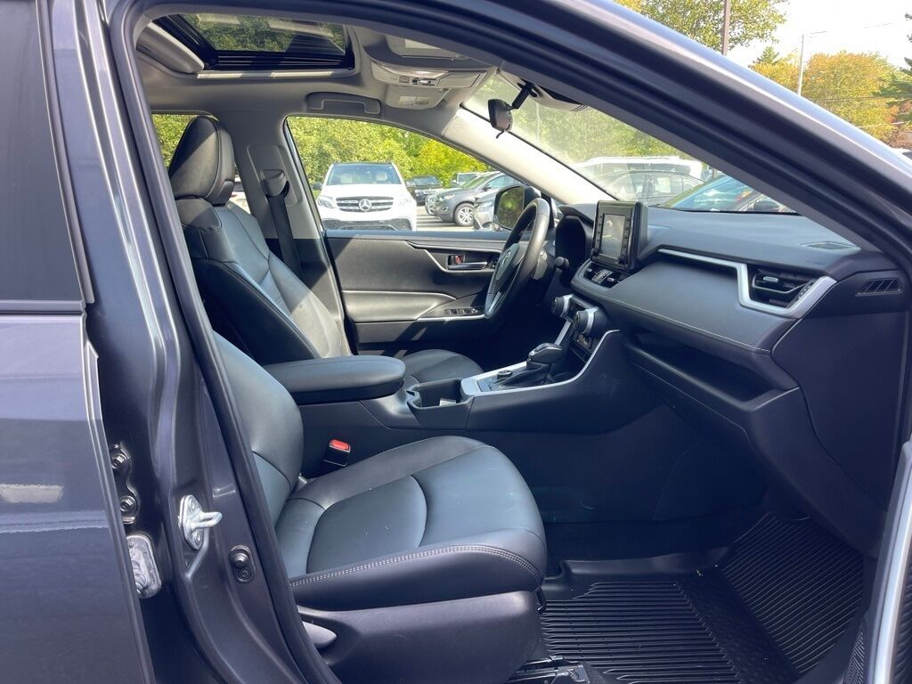 2022 Toyota RAV4 Hybrid XLE Premium Orange MA