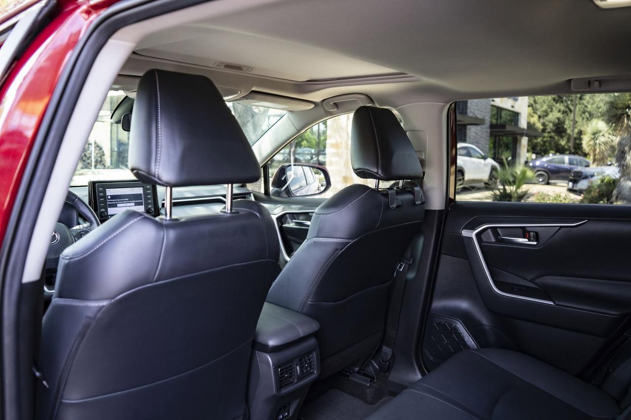 2022 Toyota RAV4 Hybrid XLE Premium San Antonio TX