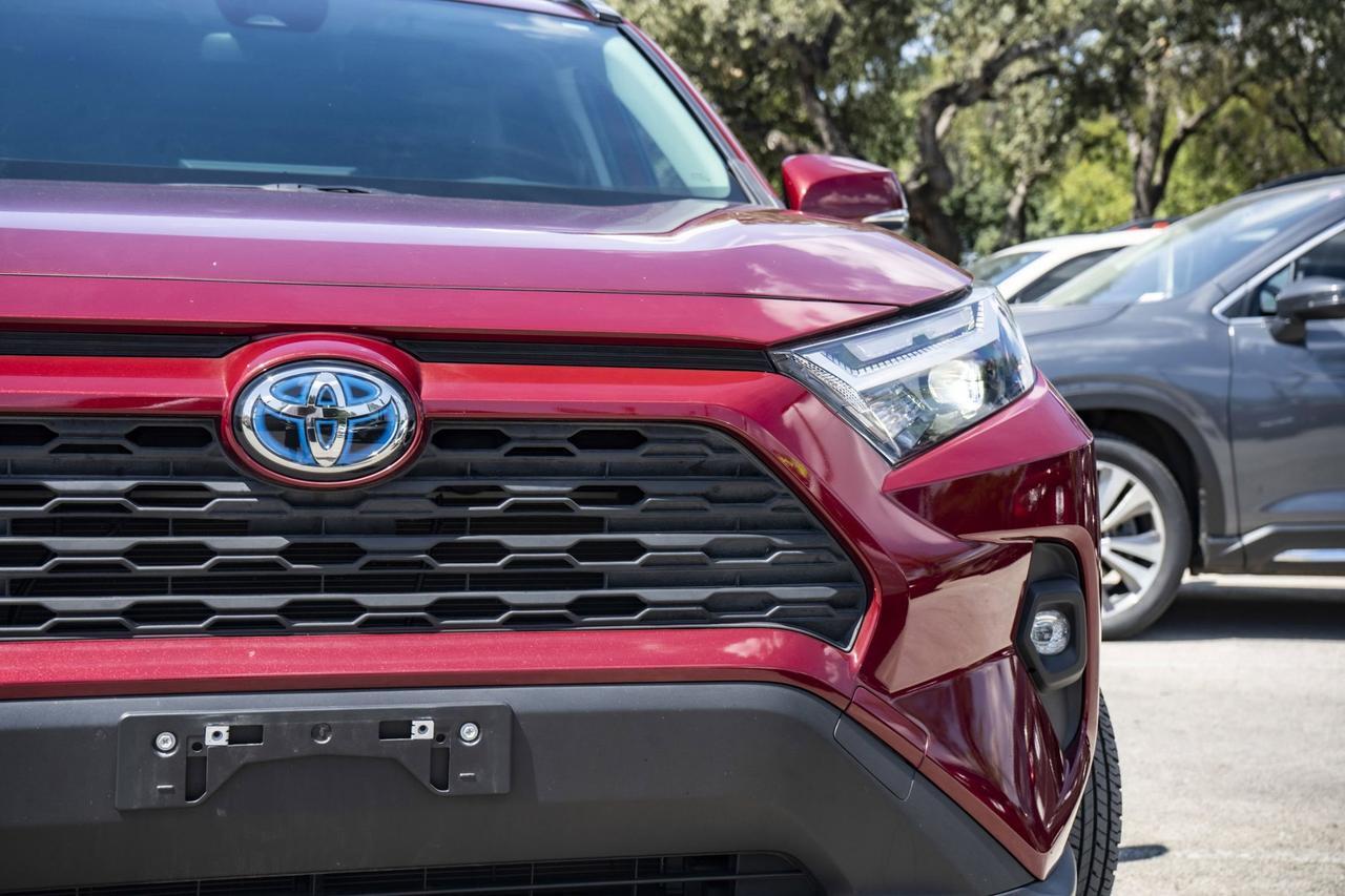 2022 Toyota RAV4 Hybrid XLE Premium San Antonio TX