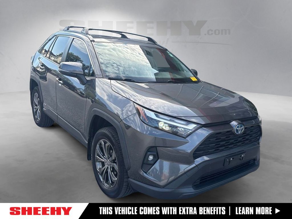 2022 Toyota RAV4 Hybrid XLE Premium