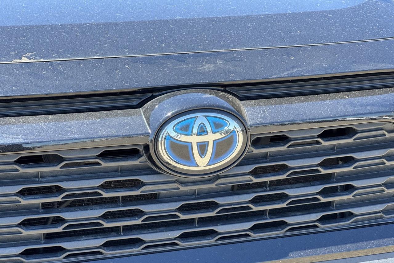 2022 Toyota RAV4 Hybrid XLE Roseville CA