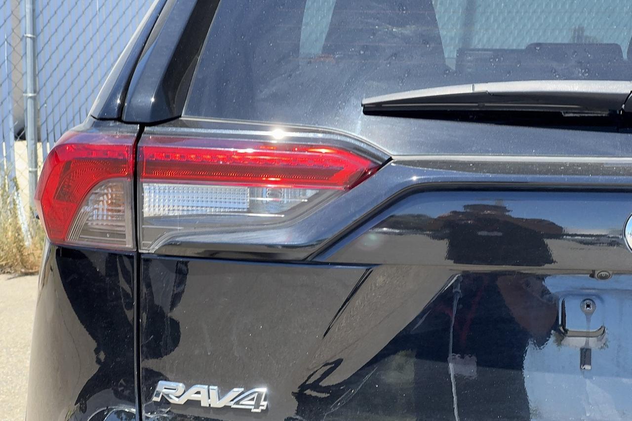2022 Toyota RAV4 Hybrid XLE Roseville CA
