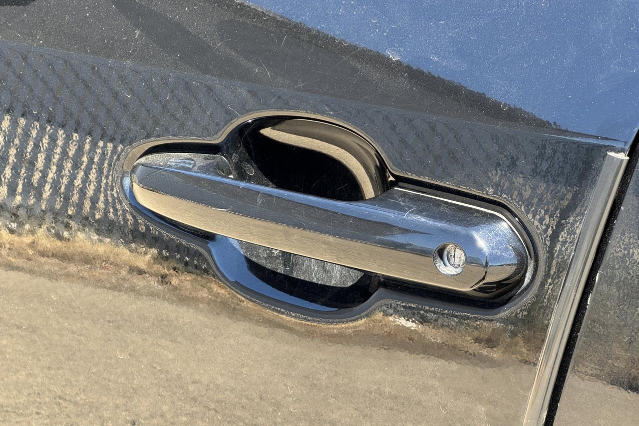 2022 Toyota RAV4 Hybrid XLE Roseville CA