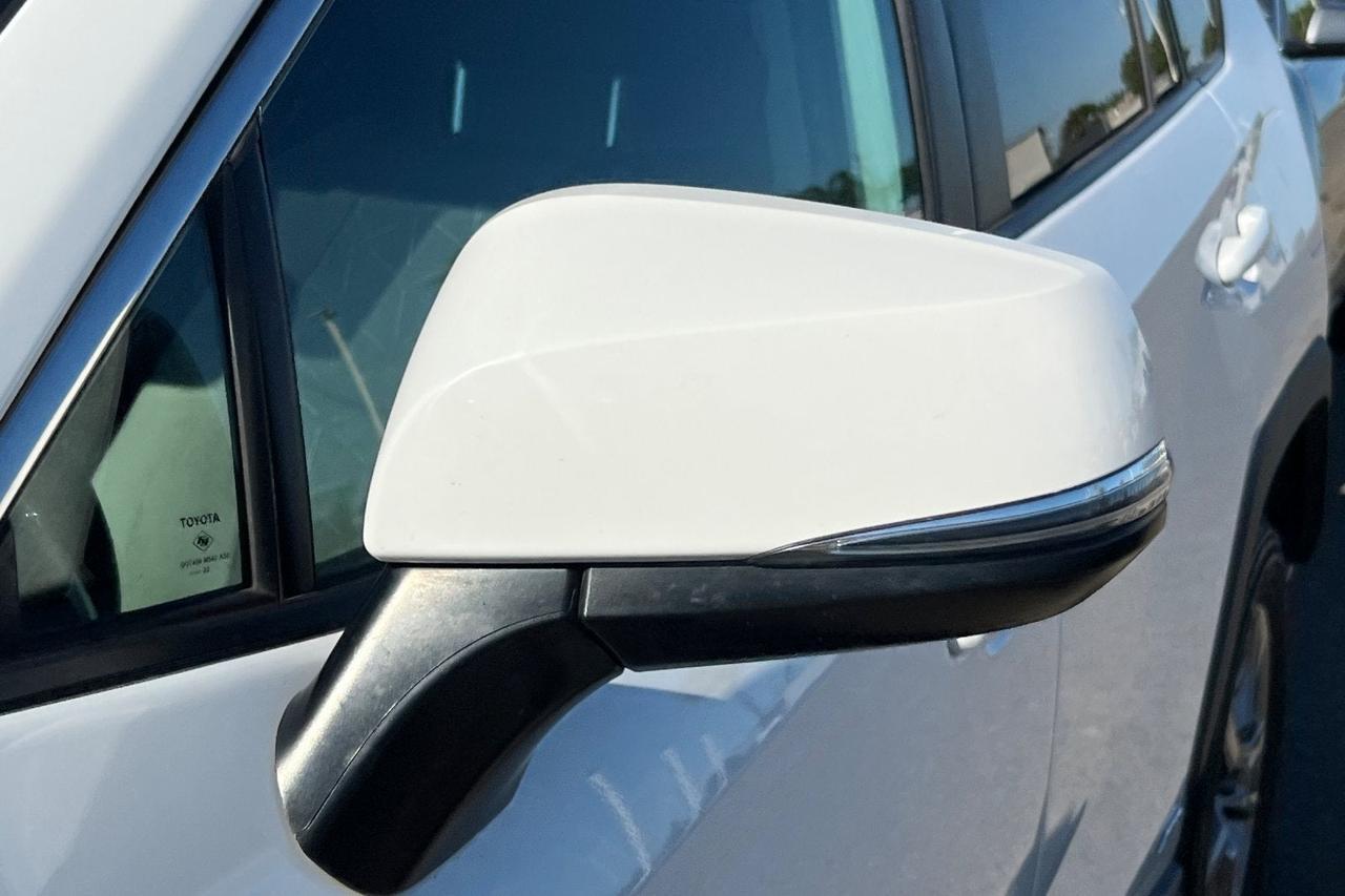 2022 Toyota RAV4 Hybrid XLE Roseville CA