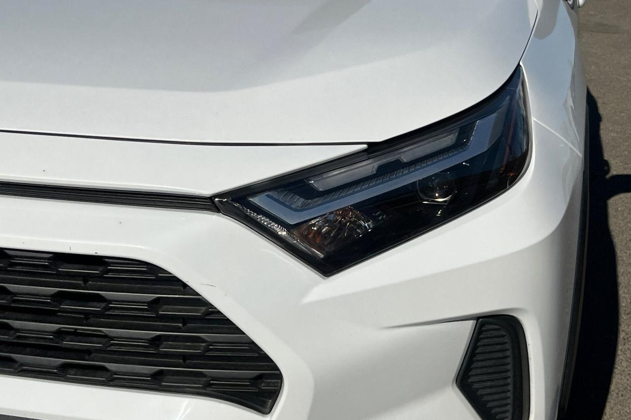 2022 Toyota RAV4 Hybrid XLE Roseville CA