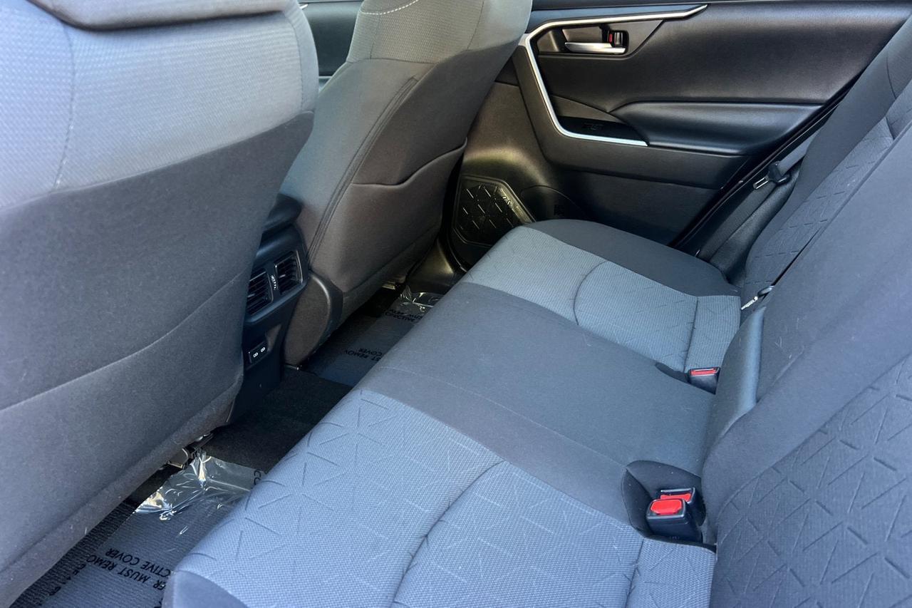 2022 Toyota RAV4 Hybrid XLE Roseville CA