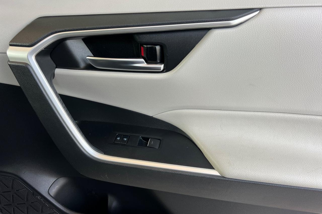 2022 Toyota RAV4 Hybrid XLE Roseville CA