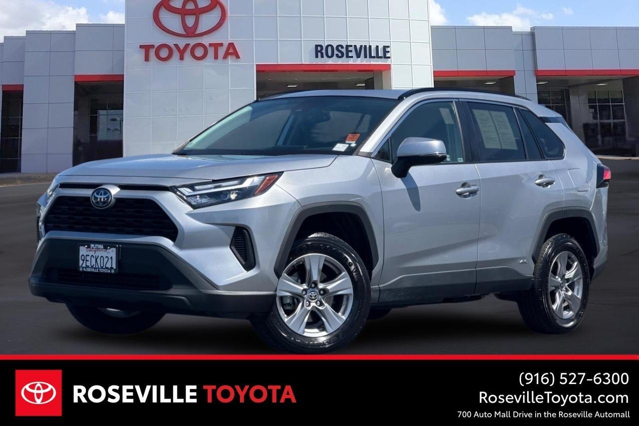 2022 Toyota RAV4 Hybrid XLE