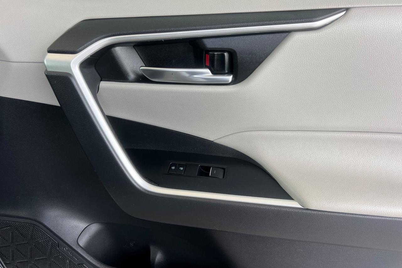 2022 Toyota RAV4 Hybrid XLE Roseville CA