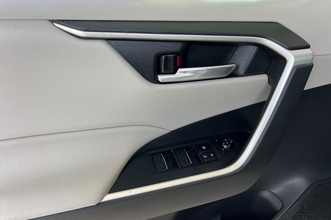 2022 Toyota RAV4 Hybrid XLE Roseville CA