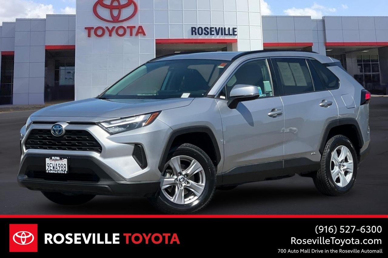 2022 Toyota RAV4 Hybrid XLE