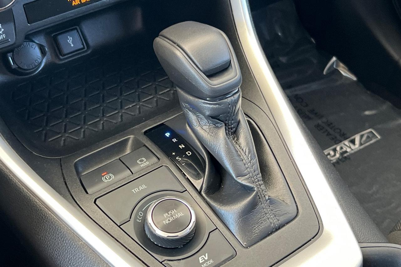 2022 Toyota RAV4 Hybrid XLE Roseville CA
