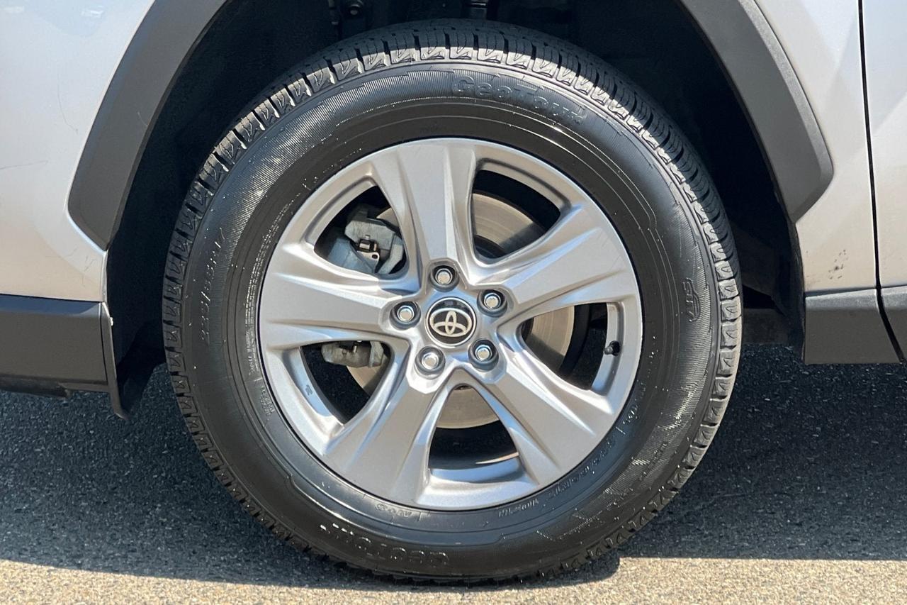 2022 Toyota RAV4 Hybrid XLE Roseville CA