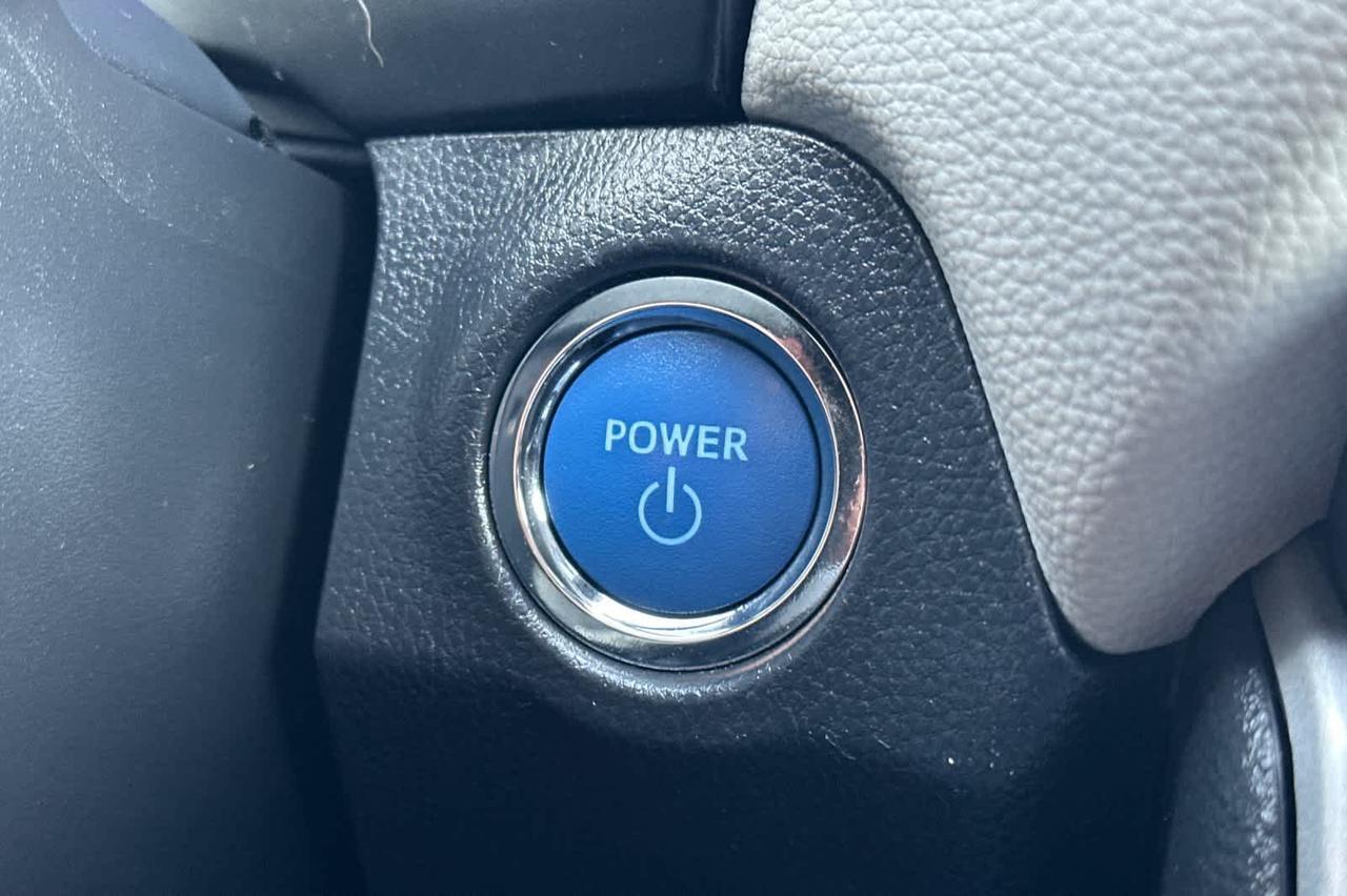 2022 Toyota RAV4 Hybrid XLE Roseville CA