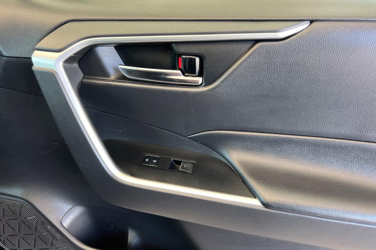 2022 Toyota RAV4 Hybrid XLE Roseville CA