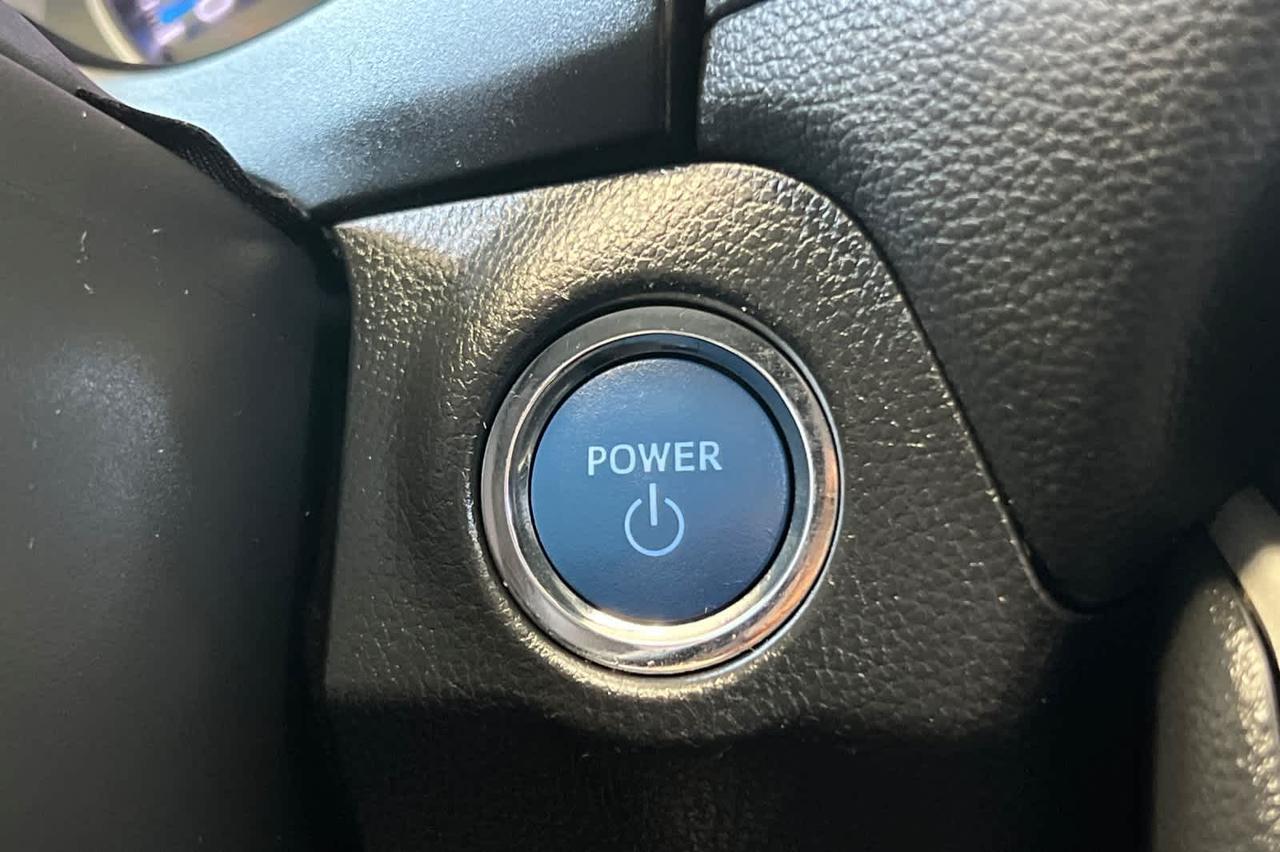 2022 Toyota RAV4 Hybrid XLE Roseville CA