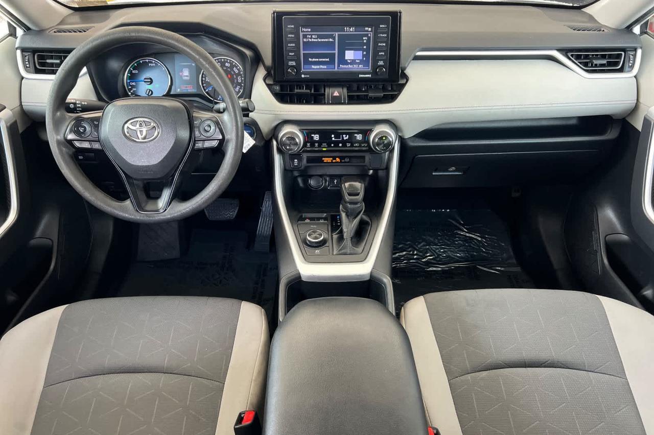 2022 Toyota RAV4 Hybrid XLE